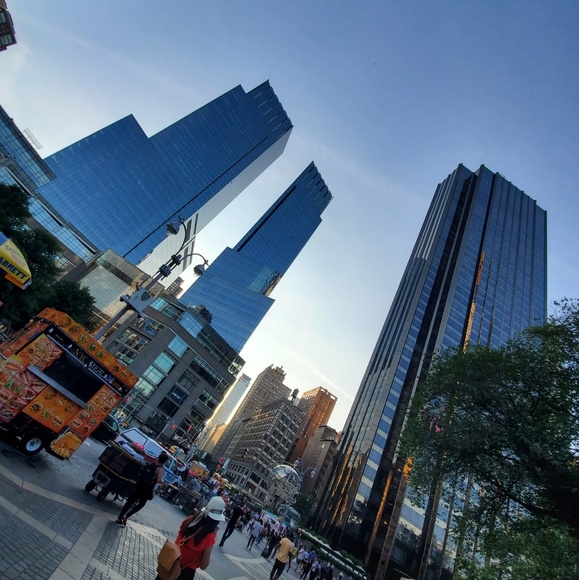 Meet your Posher, Mirsh - Picture 1 of 1